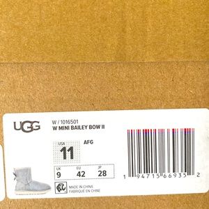 New in Box size 11 womens UGG boot. They are Mini Bailey Bow II. NWT in box.